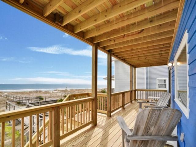 Sea Haven - Oceanfront! Amazing Master Suite With A Private Oceanfront Deck! Recently Renovated And Perfect For The Entire Family Home Kure Beach Esterno foto